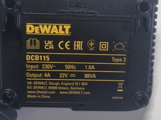 Зарядка  dewalt DCB 1102 и DCB 115 foto 2