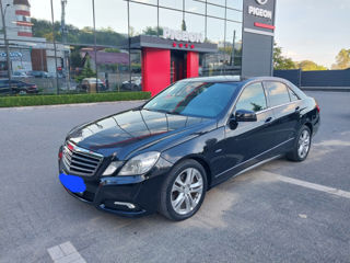 Mercedes E-Class foto 1