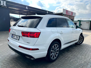 Audi Q7 foto 2