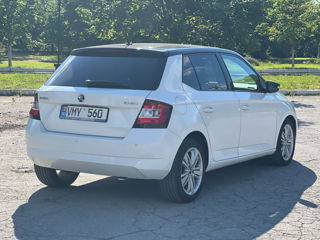 Skoda Fabia foto 2