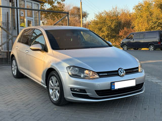 Volkswagen Golf foto 2