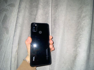 TCL 20y foto 2