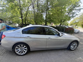 BMW 3 Series foto 4