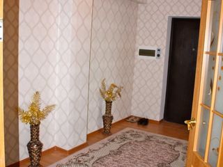 Apartament cu 2 camere, 87 m², Centru, Chișinău