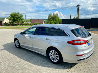 Ford Mondeo foto 4