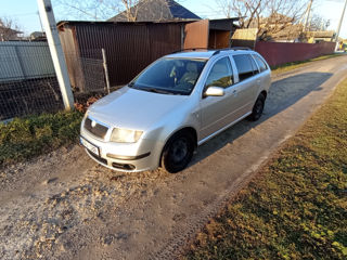 Skoda Fabia foto 4