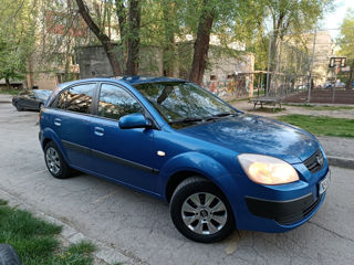 KIA Rio foto 1