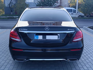 Mercedes E-Class foto 4