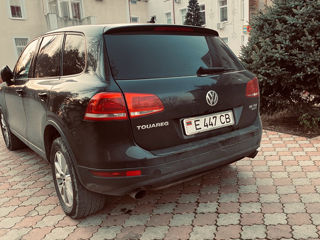 Volkswagen Touareg foto 5