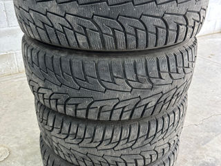 Зимние шины Hankook 215/60 R16