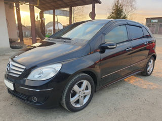 Mercedes B-Class фото 7