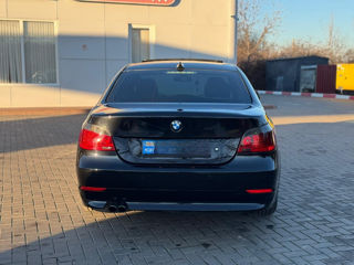 BMW 5 Series foto 3