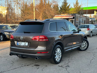 Volkswagen Touareg foto 6