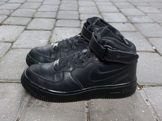 Nike Air Force 1 Mid Black. Размер 34. Оригинал. В  идеальном состоянии. foto 2