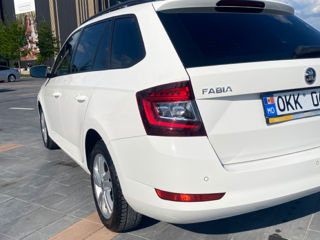 Skoda Fabia фото 3