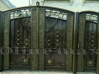 Козырьки, ворота, заборы, решётки, металлические двери  и другие металлические изделия