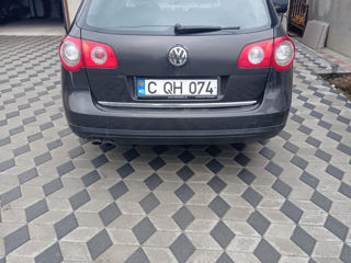 Volkswagen Passat foto 3