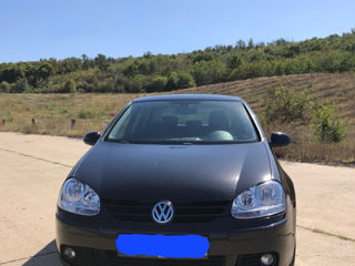 Volkswagen Golf foto 1