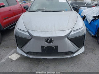 Lexus RZ Series foto 2