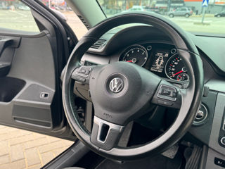 Volkswagen Passat foto 9