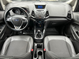 Ford EcoSport foto 8