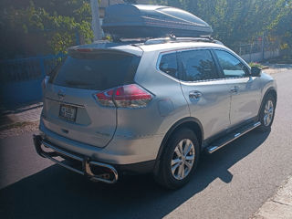 Nissan Rogue foto 3