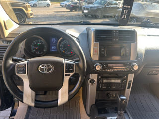 Toyota Land Cruiser foto 10