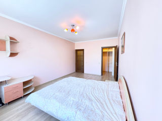 Apartament cu 3 camere, 127 m², Centru, Chișinău foto 2