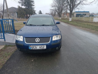 Volkswagen Passat foto 2