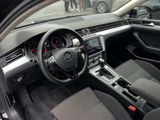 Volkswagen Passat foto 7