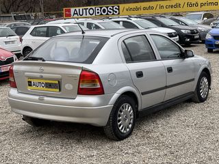 Opel Astra foto 7