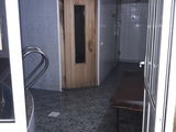 sauna.va ofer o sauna placuta cu gratar parcare bazin sala mare cu o masa mare masiva de lemn foto 3
