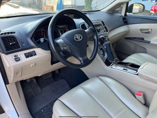 Toyota Venza foto 2