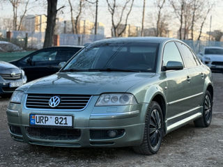 Volkswagen Passat foto 0