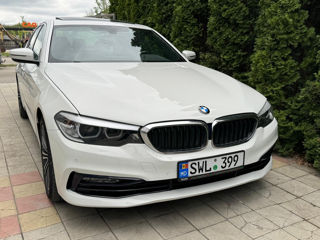 BMW 5 Series foto 3