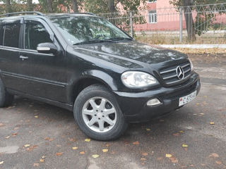 Mercedes M-Class