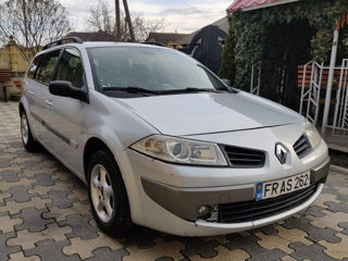 Renault Megane foto 2