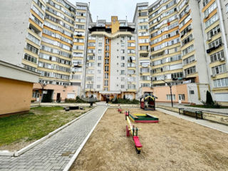 Apartament cu 1 cameră, 50 m², Buiucani, Chișinău foto 10