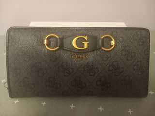 Portmoneu Guess nou original cu eticheta procurat din Italia 1350 lei