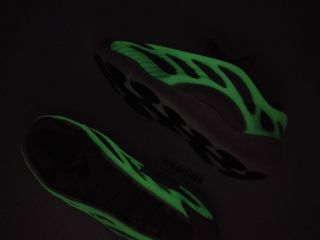 Adidas Yeezy boost 700 v3 foto 7
