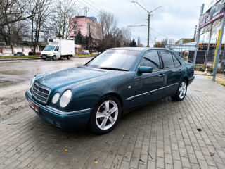 Mercedes E-Class