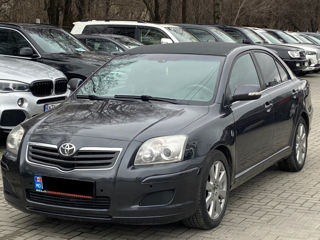 Toyota Avensis foto 5