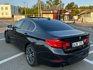 BMW 5 Series foto 4