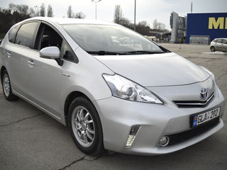 Toyota Prius + foto 1