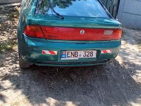 Mazda 323 foto 2