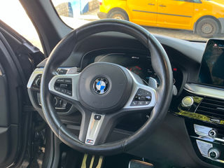 BMW 5 Series foto 11