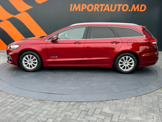 Ford Mondeo foto 8