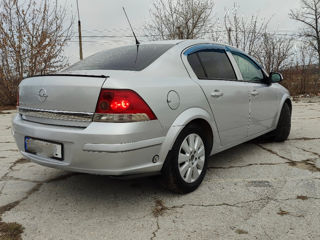 Opel Astra foto 8