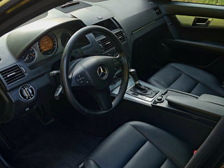 Mercedes C-Class фото 4