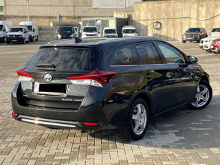 Toyota Auris foto 4